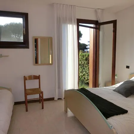 Cozy Two Bedroom With A Swimming Pool *